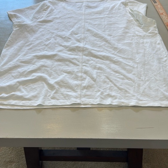 J. Crew Short-sleeve girlfriend crewneck tee Size 3X - Picture 12 of 12